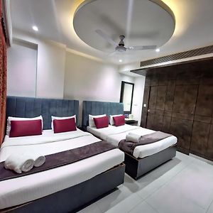 Premium Quadruple Room